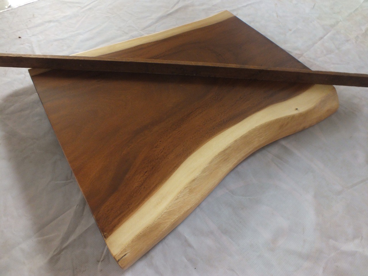 Suar Wood Countertop | 0023-615154 | 31.5″ Live Edge Solid Wood Slab