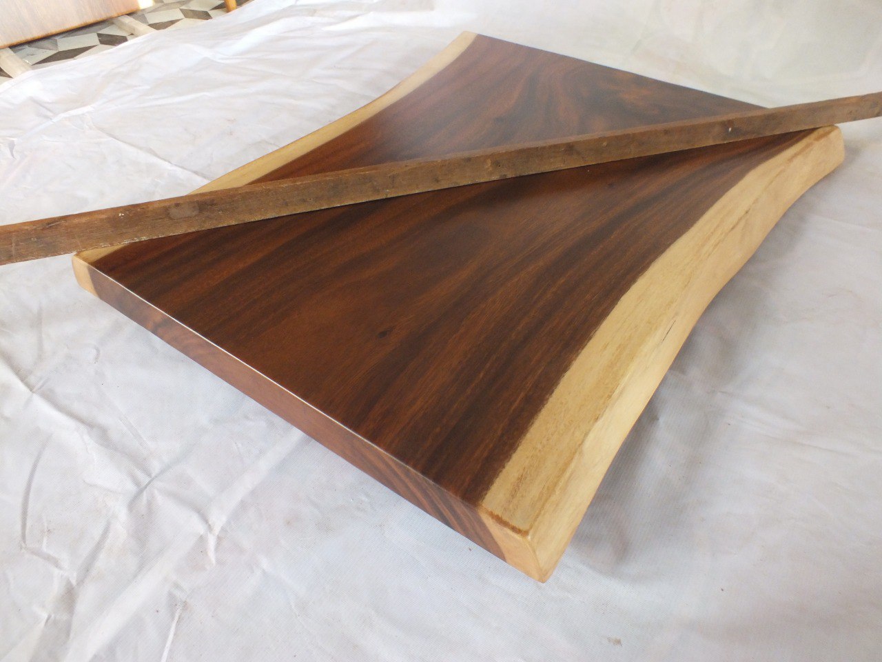 Suar Wood Countertop | 0002-606275 | 31.5″ Live Edge Solid Wood Slab