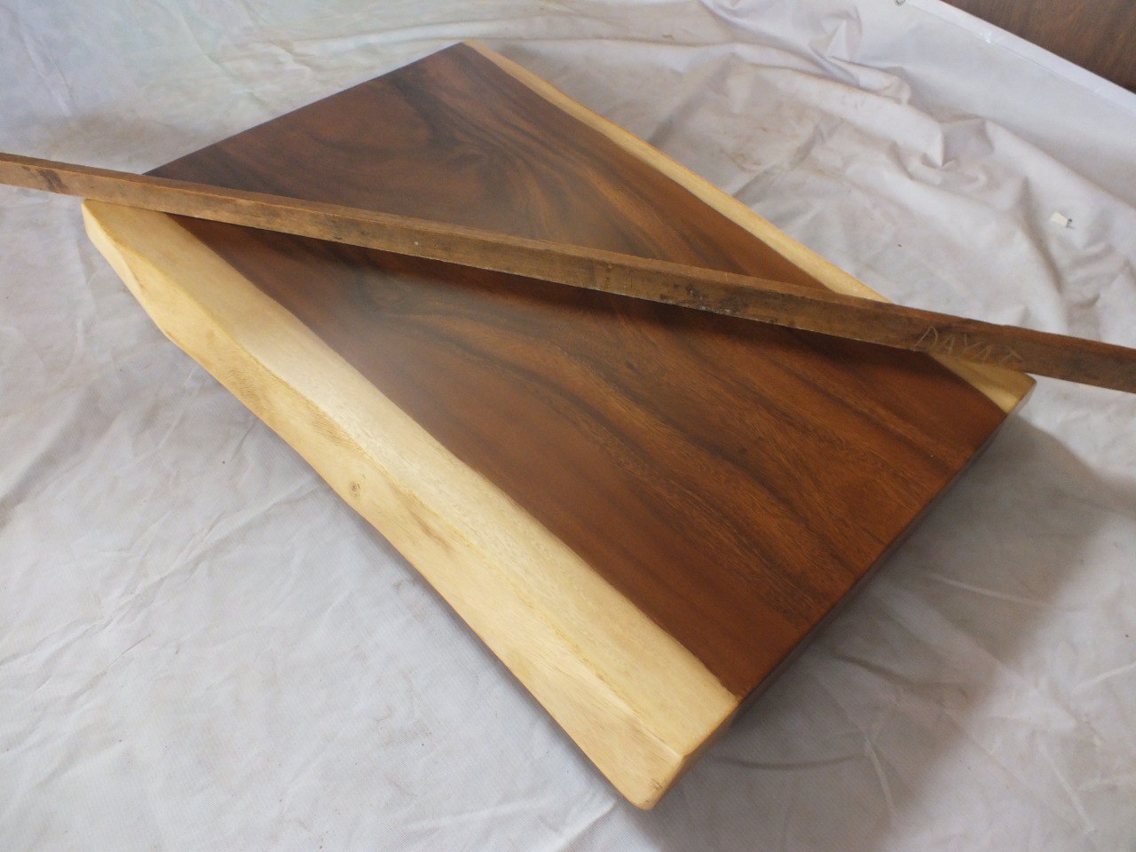 Suar Wood Countertop | 0003-505765 | 31.5″ Live Edge Solid Wood Slab