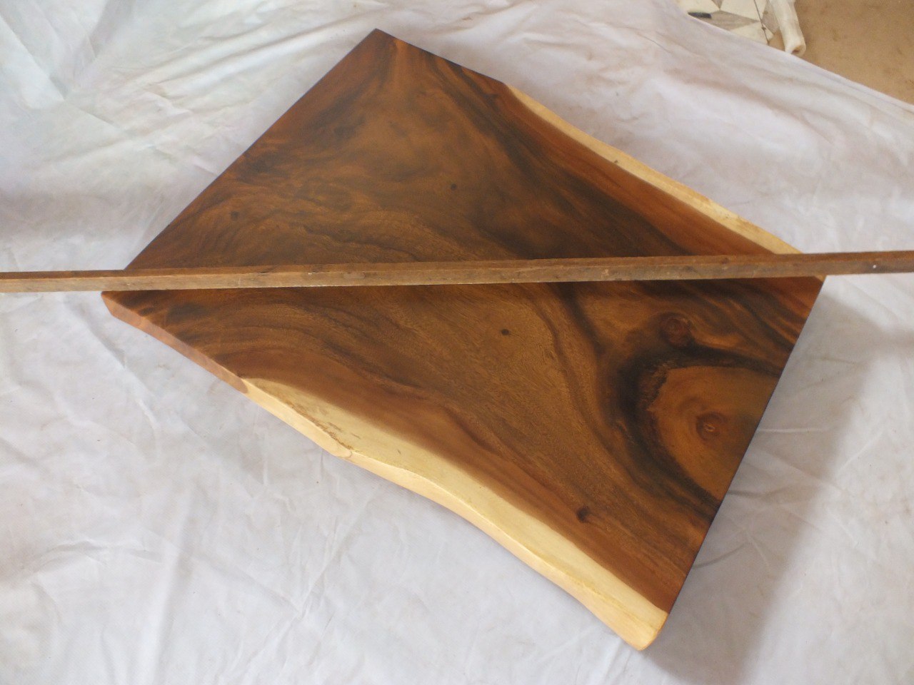 Suar Wood Countertop | 0004-657175 | 31.5″ Live Edge Solid Wood Slab