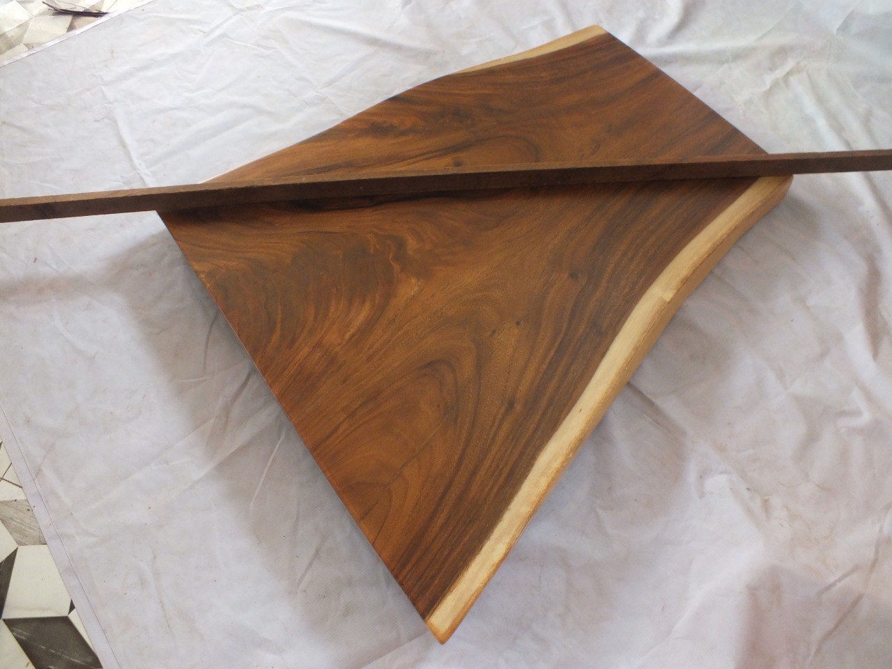 Suar Wood Countertop | 0005-806757 | 31.5″ Live Edge Solid Wood Slab