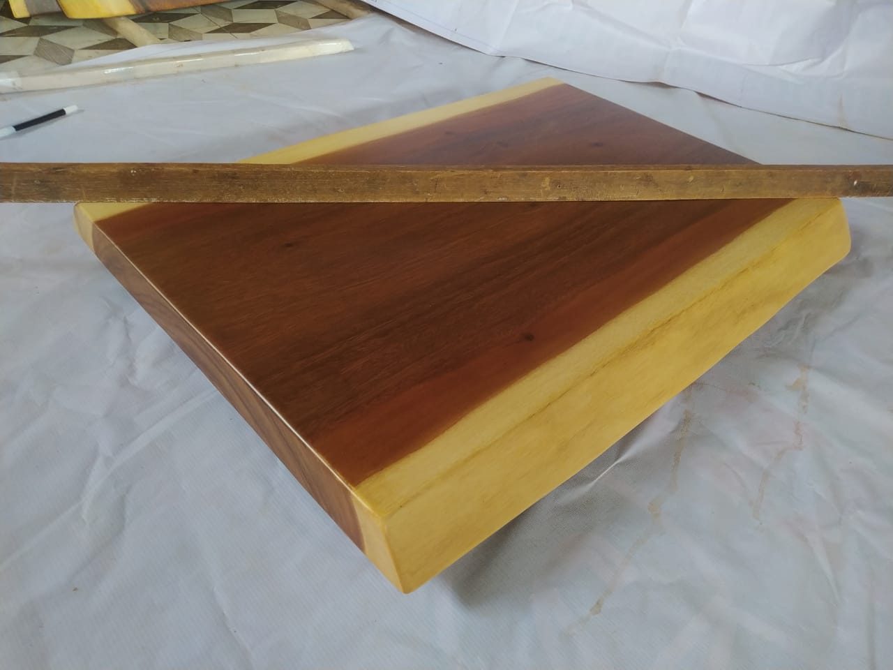 Suar Wood Countertop | 0005-535352 | 31.5″ Live Edge Solid Wood Slab