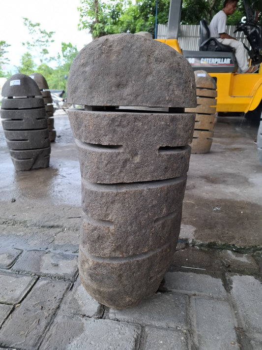 Riverstone Garden Lantern F020
