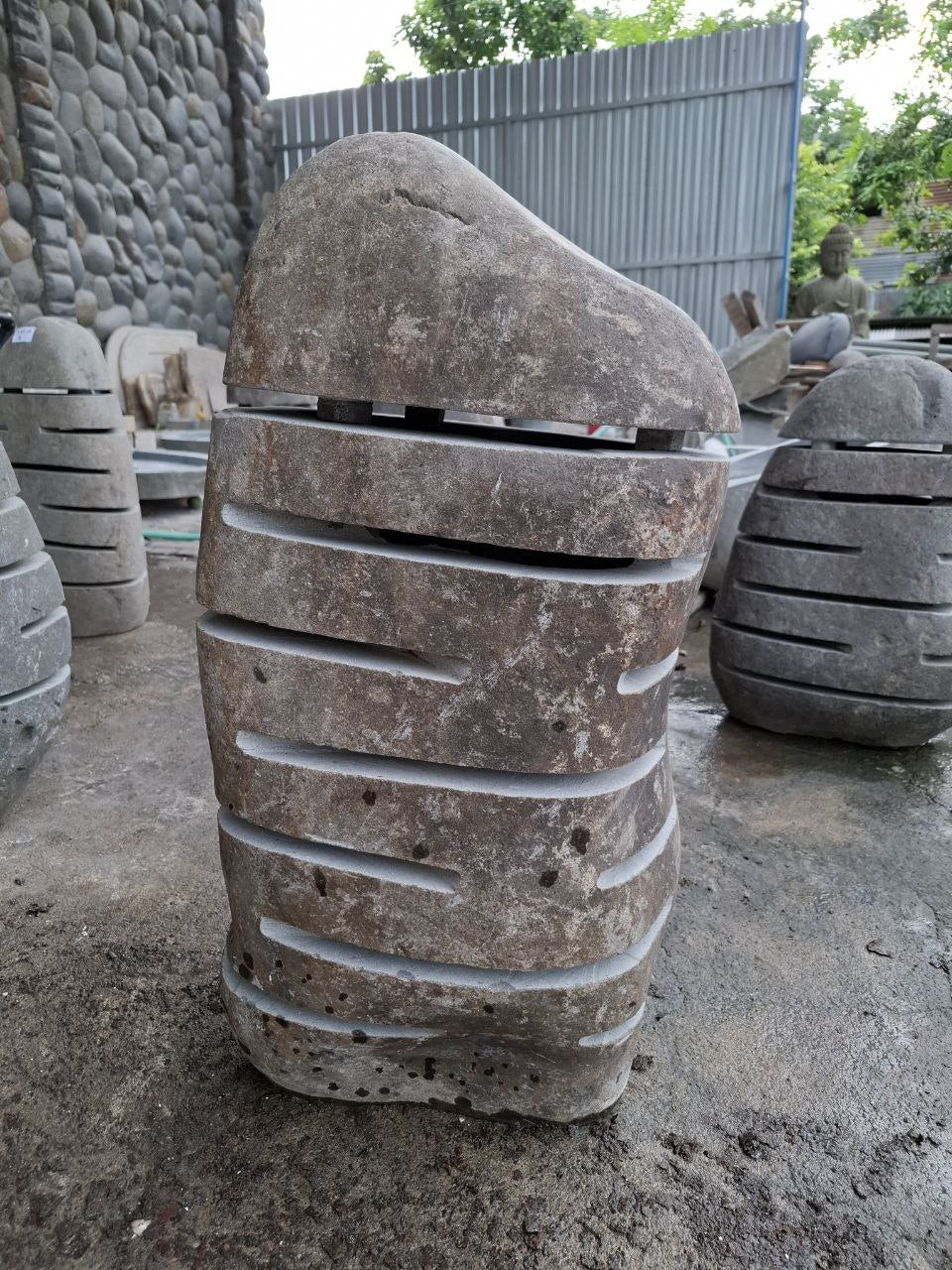 Riverstone Garden Lantern F016