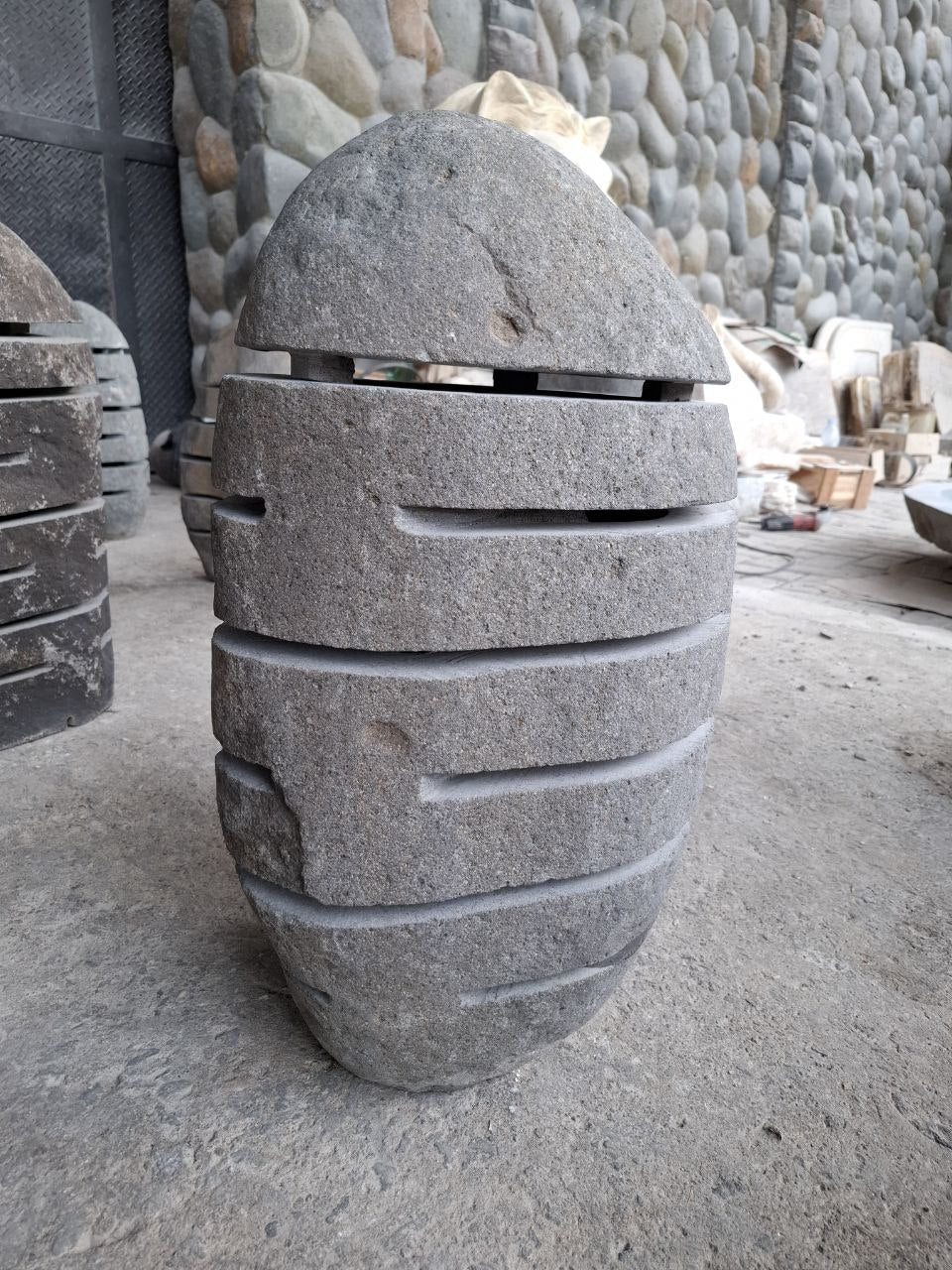 Riverstone Garden Lantern F010