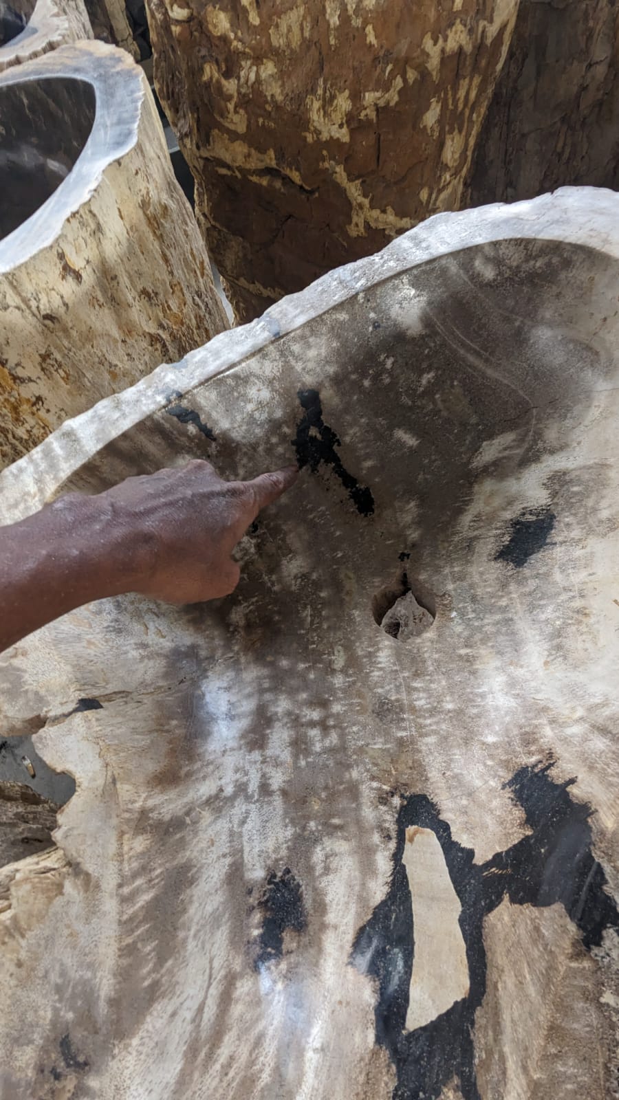 Petrified Wood Sink Pedestal | PW-7657-90 | 29.9″ × 22.4″ × 35.4″