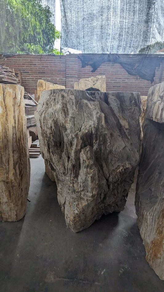 Petrified Wood Sink Pedestal | PW-7657-90 | 29.9″ × 22.4″ × 35.4″